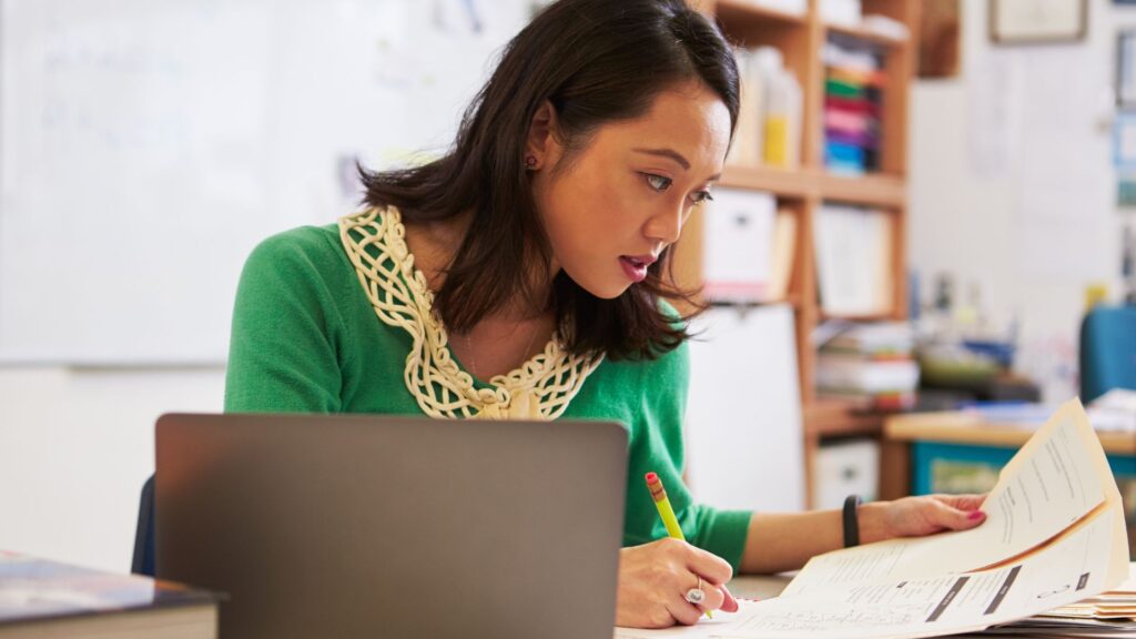 resignation letter as a teacher reviewing